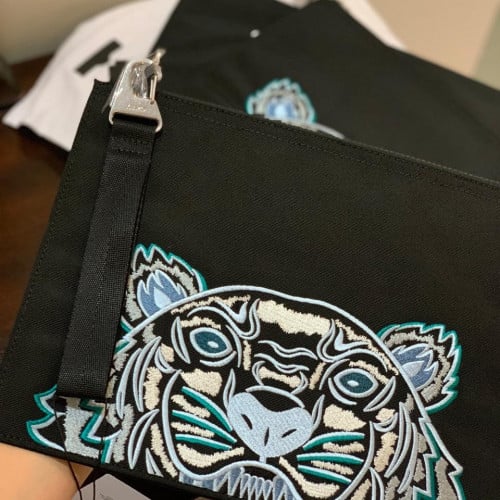 Pouch kenzo - A4 ما يدخل فيه ورق