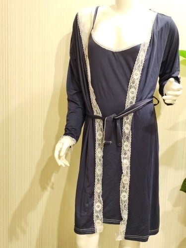 قميص قصير حرير مطاطي ومعطف