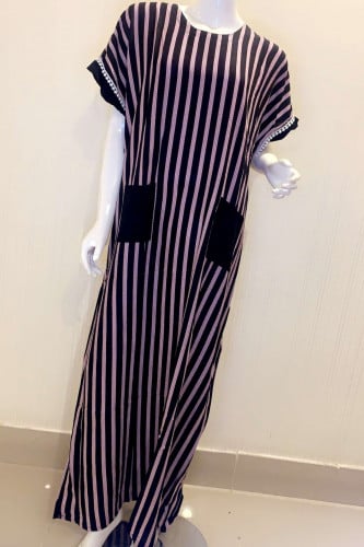 قميص مقلم جيوب اللون اسود