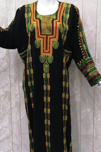 جلابيه  عسيري مطرزه من الامام والخلف  باللون اخضر