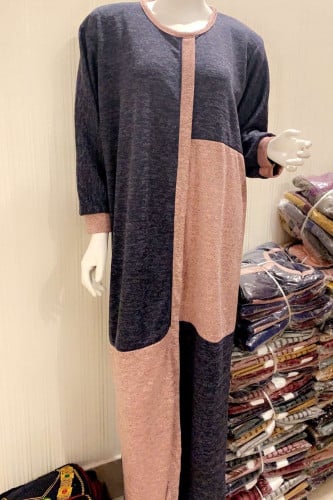 قميص شتوي  كحلي مع وردي