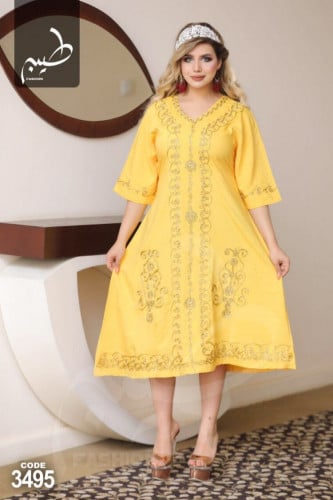 جلابيه مصريه مطرز بذهبي