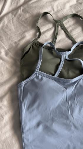 Tank top + bra