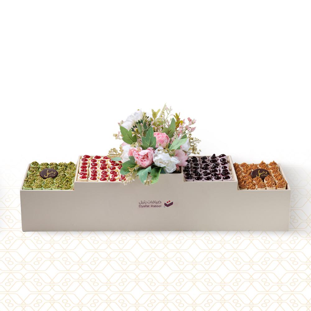 بوكس الفخامة ( صينية مدرجة تايني تشيز كيك 140 قطعة )