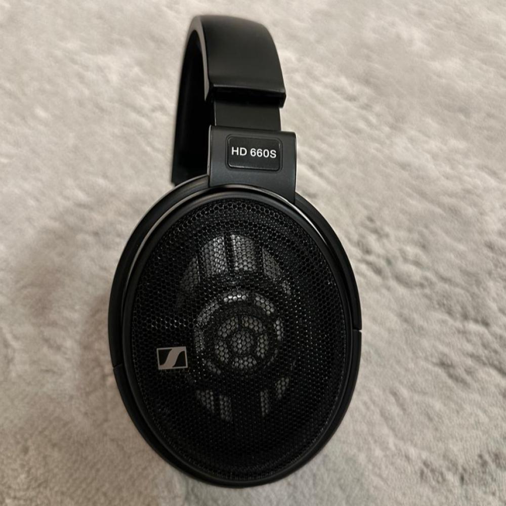 SENNHEISER HD660s متجر عالم السماعات