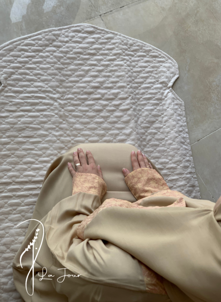 شرشف صلاة باتيك بيج واخضر سستة