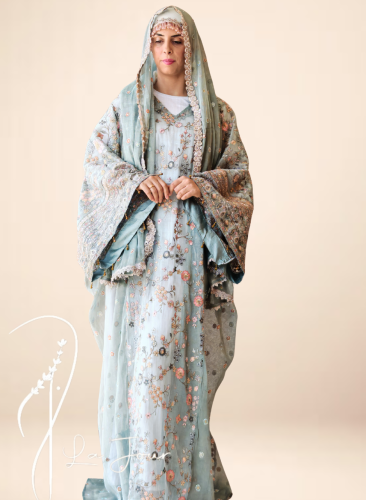 لبس مديني تراثي نسائي أخضر مطرز من أزياء المدينة المنورة