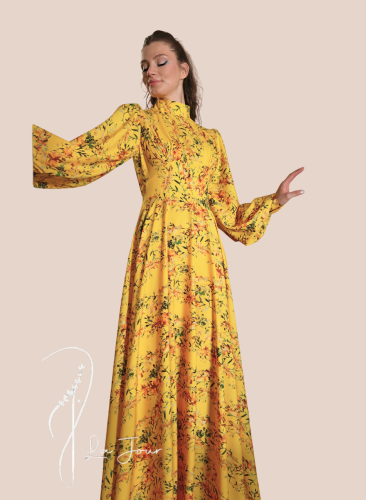 فستان أصفر منقوش طويل بكم