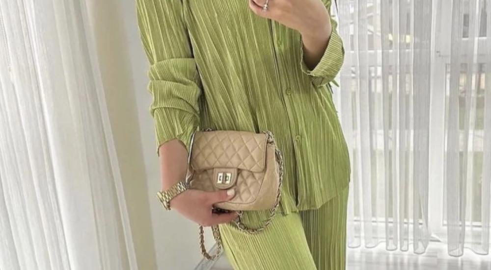اطقم نسائية