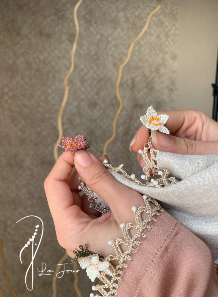 Oya prayer sheet, wrap a continuous earthen veil