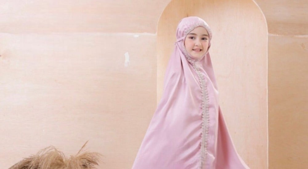 اطقم صلاة للاطفال لهدايا رمضان بالصور والاسعار باعلي جودة 2024