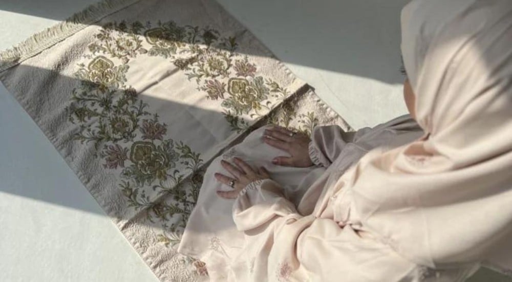 شراشف صلاة وسجادة