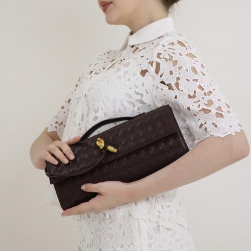 Elegant clutch bag