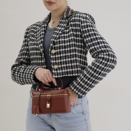 Elegant Box Bag - size 19