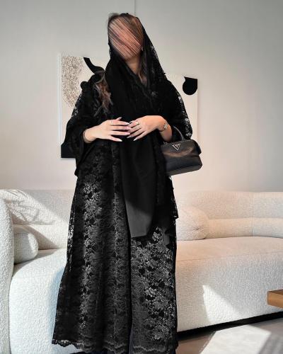 ليان الاسود