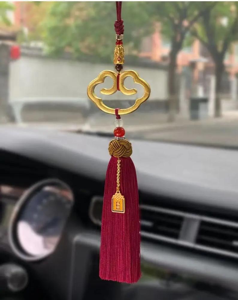 قلادة زينة داخلية للسيارة