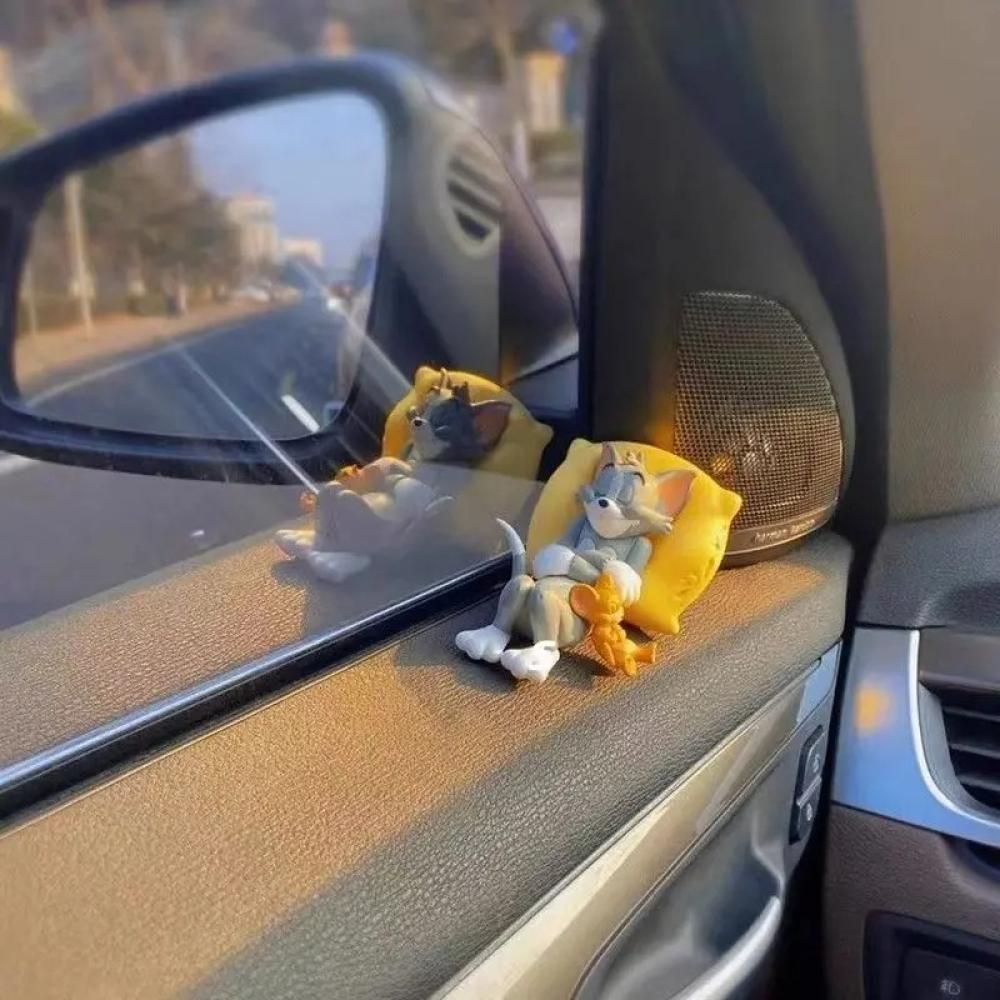 زينة سيارة ( توم & جيري )