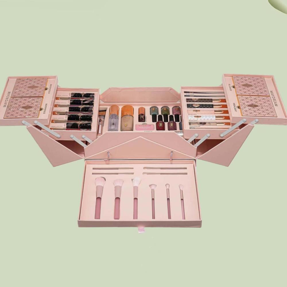 بوكس مكياج متكامل ( بديل شارلوت 3 الوان )