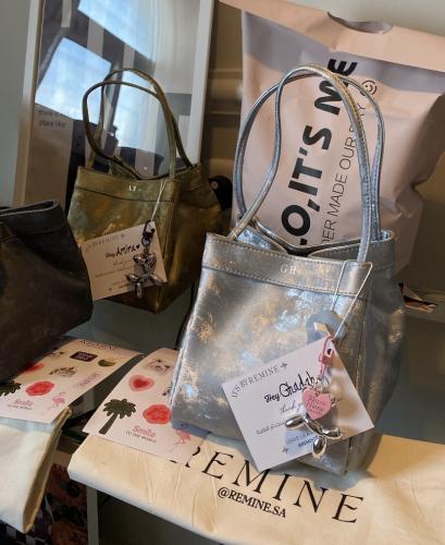 يوجد مدة 14 ايام للتنفيذ REMINE BAGS