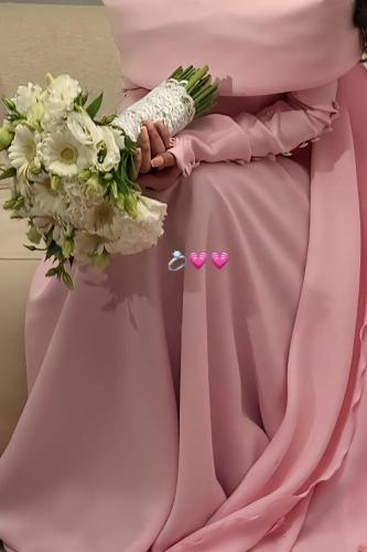 فستان ملكه وردي