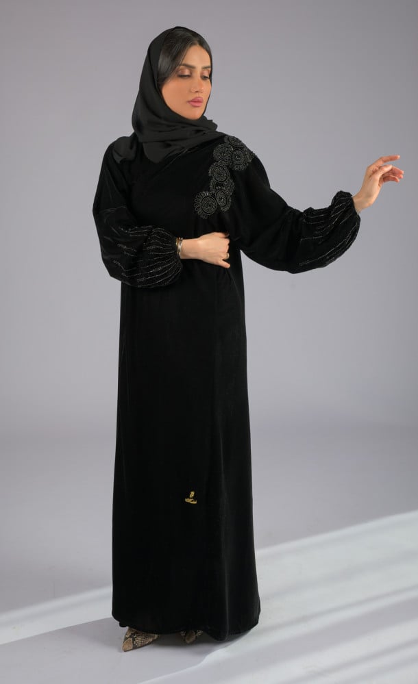 عباية قطيفة 1