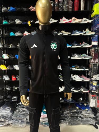 طقم تمارين المنتخب السعودي الجديد 2025.