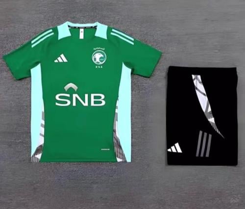 طقم المنتخب السعودي تمارين الجديد 2025
