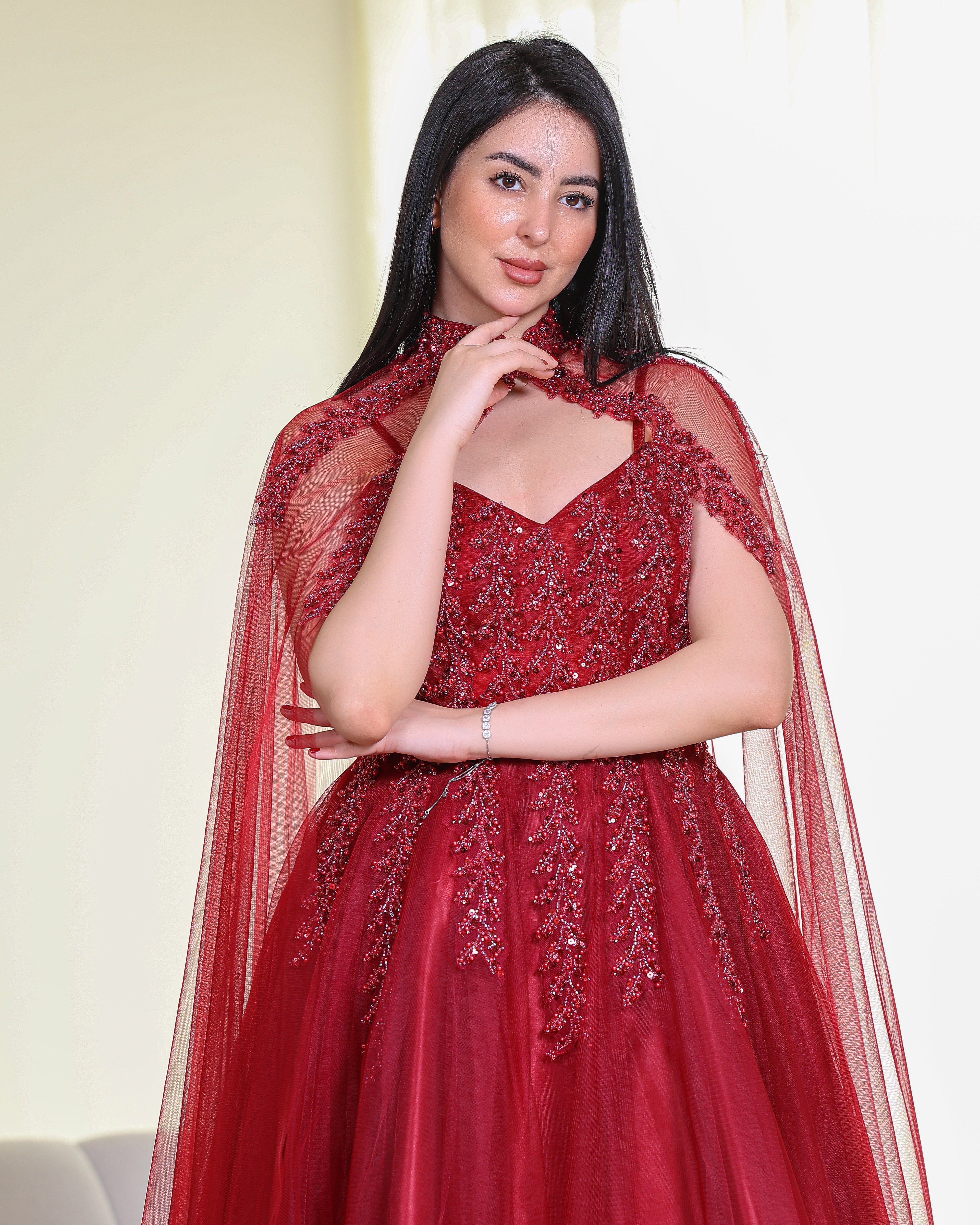 فستان سهرة عنابي