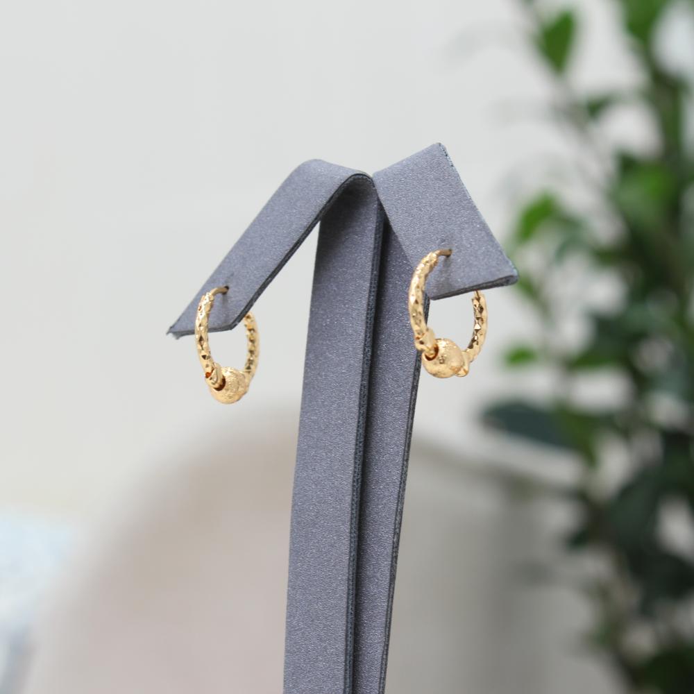 حلق كرات الذهب