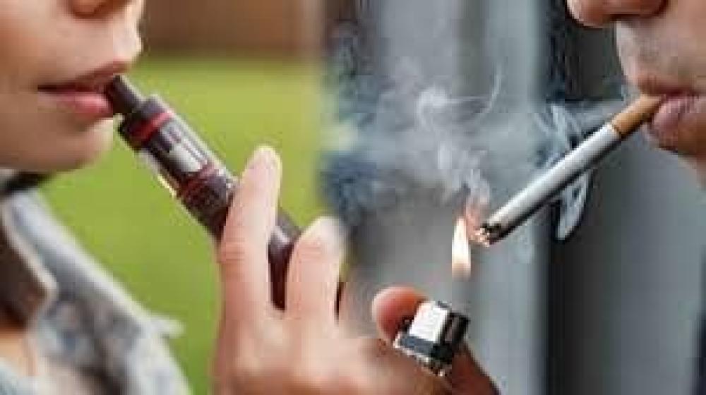 مقارنة بين السجائر التقليدية والسجائر الإلكترونية: أيهما أكثر ضرراً؟