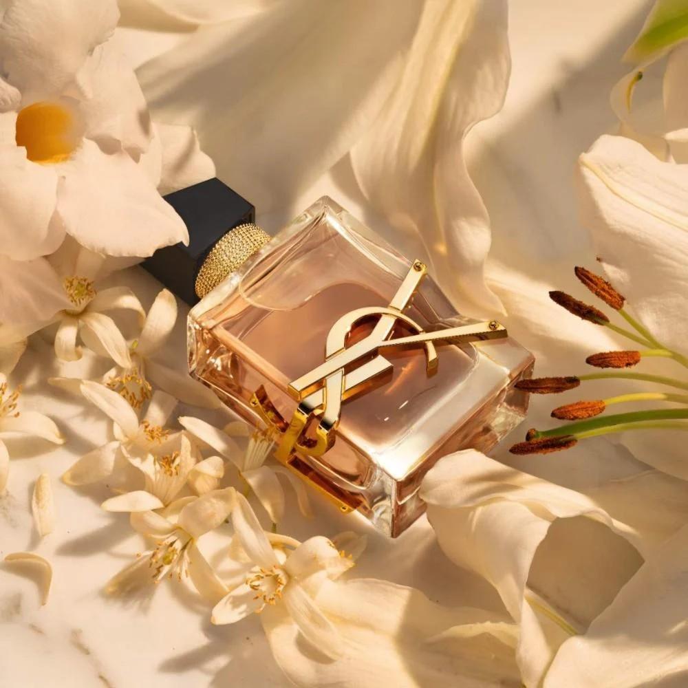 عطر اف سان لوران ليبر فلاورز اند فلايمز عطر زهري للنساء اودوغ