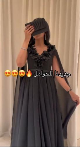 فستان نجلاء