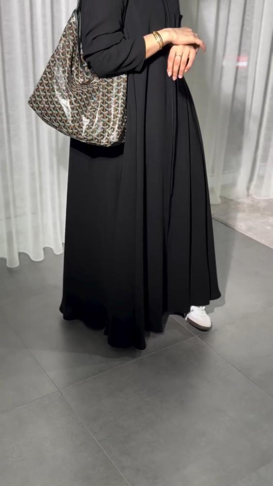 عباية العذية  D67