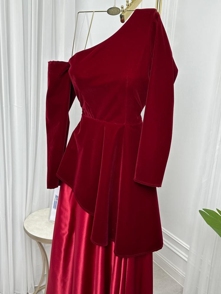 فستان فخم كلاسكيي