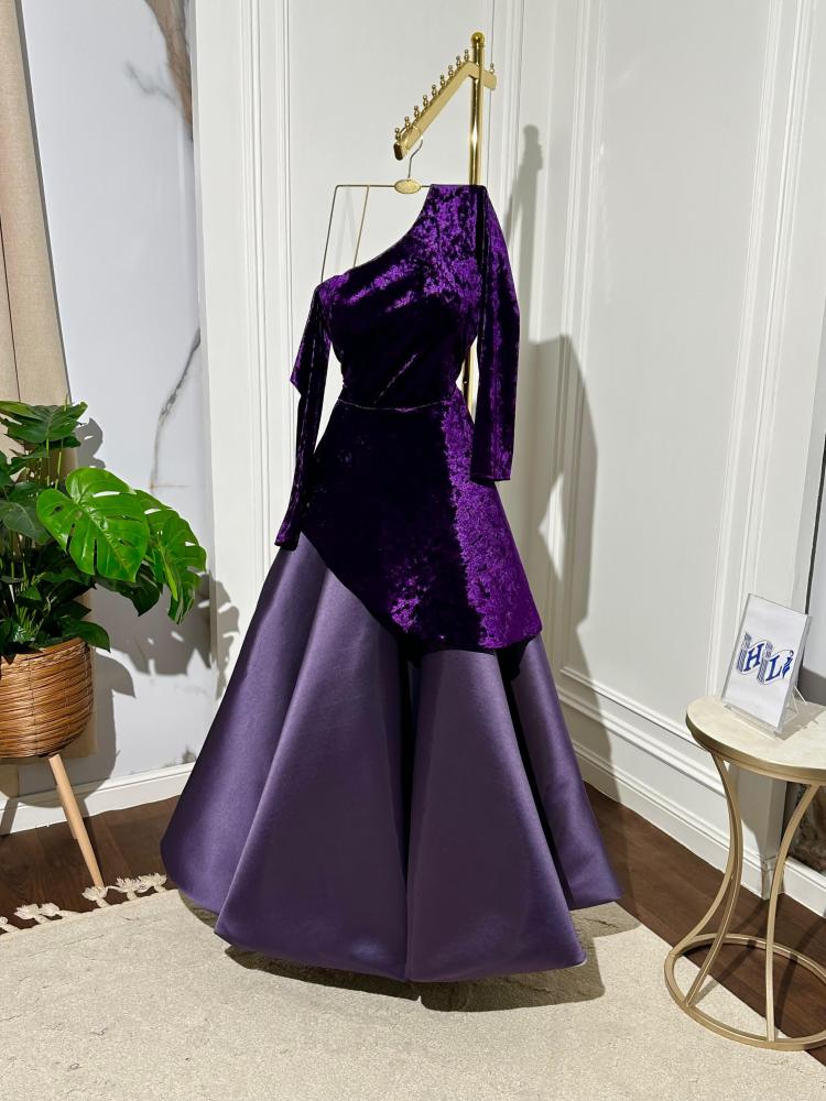 فستان فخم كلاسكيي