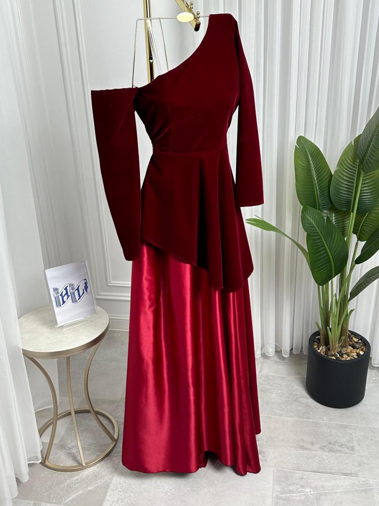 فستان فخم كلاسكيي