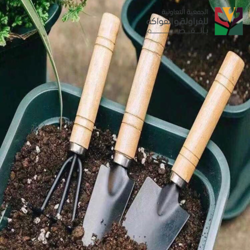 مجموعة ادوات الزراعة المنزلية