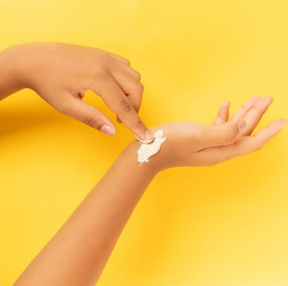 True Turmeric - Vitamin C Glow - Renewing All-Day Protector with SPF