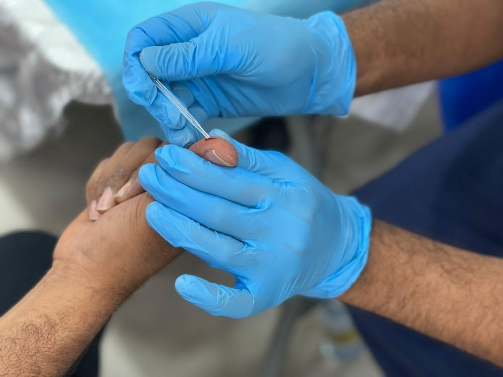 فحوصات الموظفين في الرياض: كيف تبني برنامج صحة موظفين متكاملاً؟