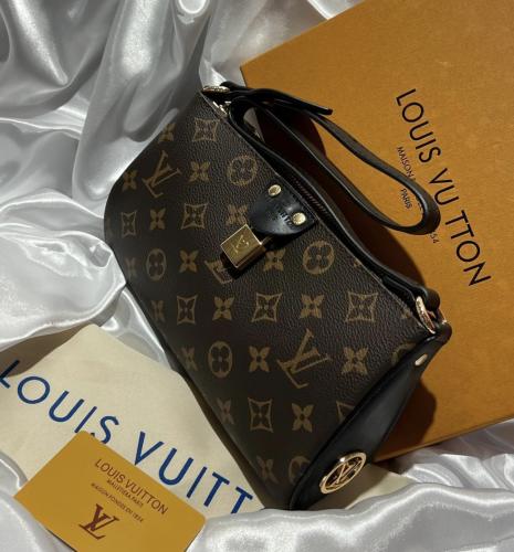 LOUIS VU TTON