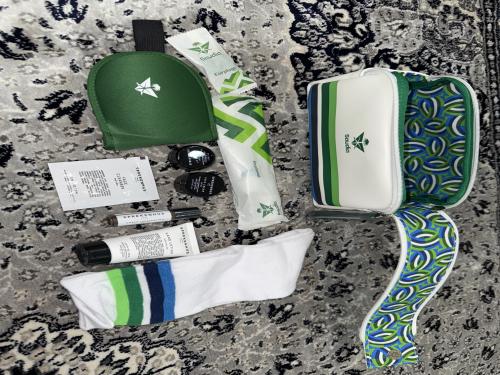شنطة يد الخطوط السعودية