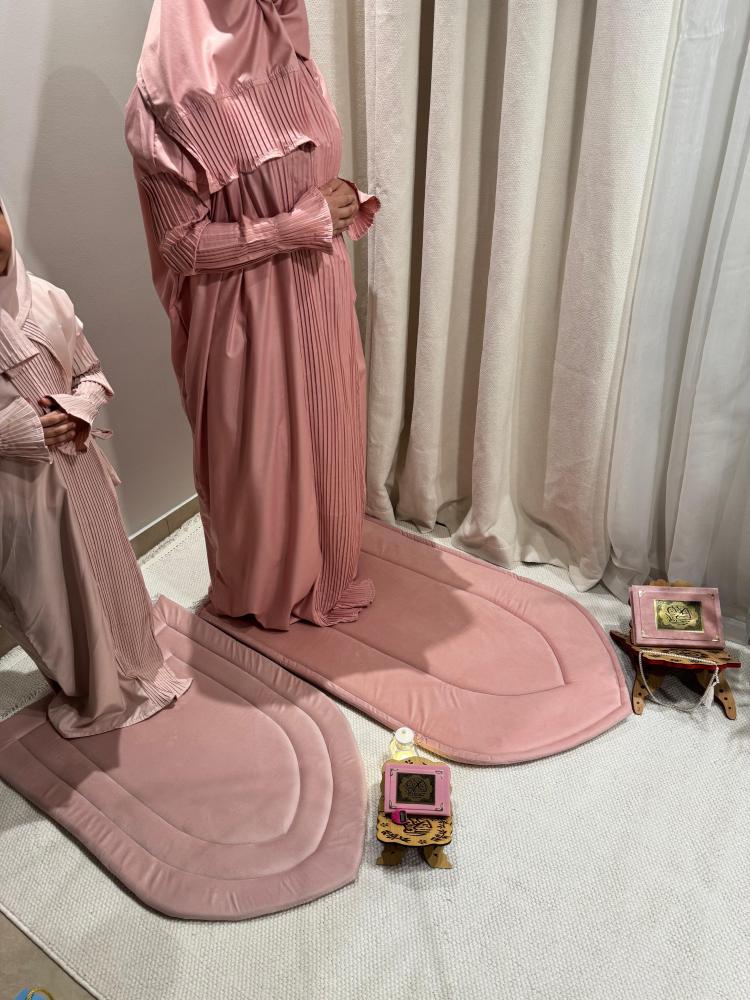 طقم الام وبنتها