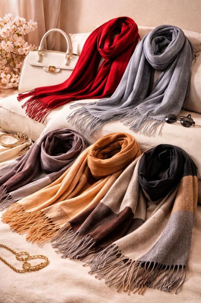 شالات نسائية