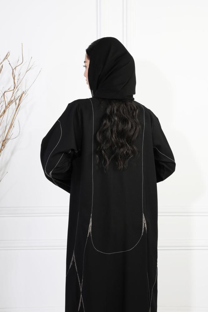 عباية بتطريز ابيض