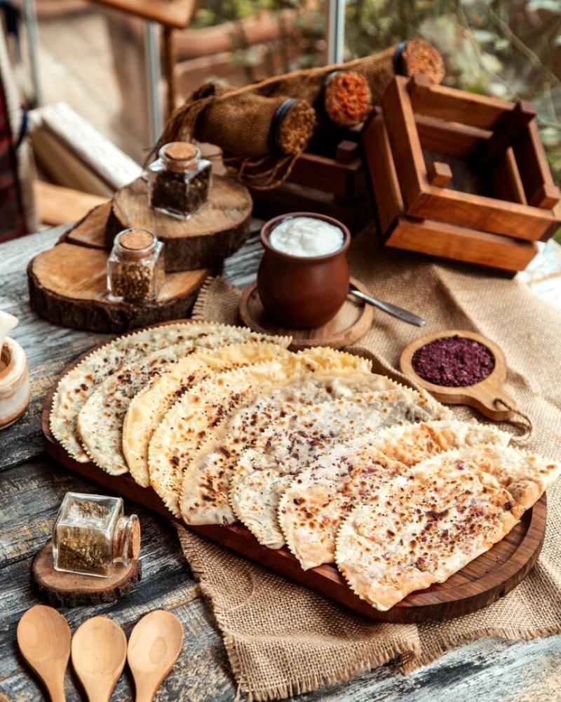 خبز عمان مع خبز الرقاق