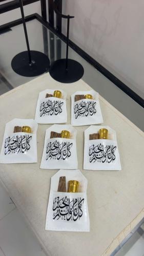 حبة توزيعات رمان بودر توت كرز رقائق العود الفيتنام...