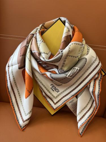 Chanel scarf size 90*90 cm - بوتيك شوني