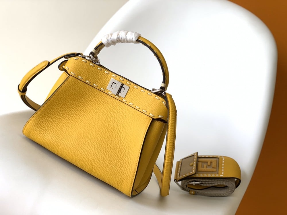 Fendi peekaboo online size