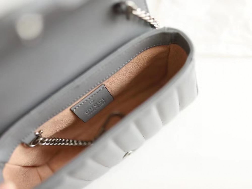 Gucci Marmont GG mini bag size 16.5 cm