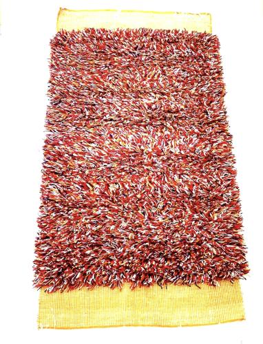 مدة شاوية تراثيه شغل يدوي ١ متر / ٢ متر